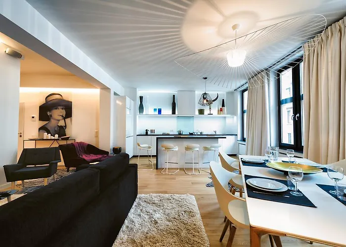 Charles - Grand Place Hotel apartamentowy Bruksela