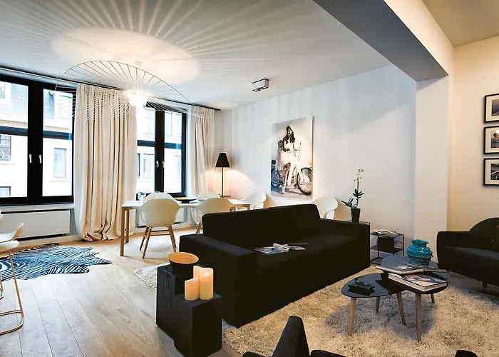 Charles - Grand Place 4* Bruksela