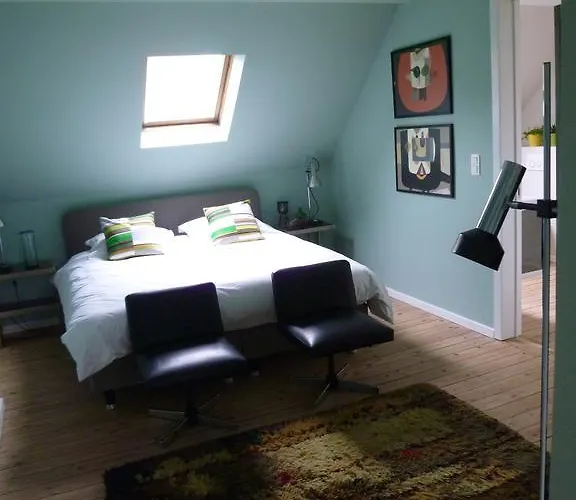 Nowhere Else * Brusel