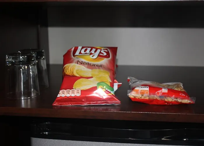 Eu Bed & Breakfast 3*