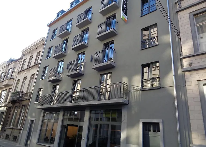 Brxxl 5 Centre Hostel Brussels