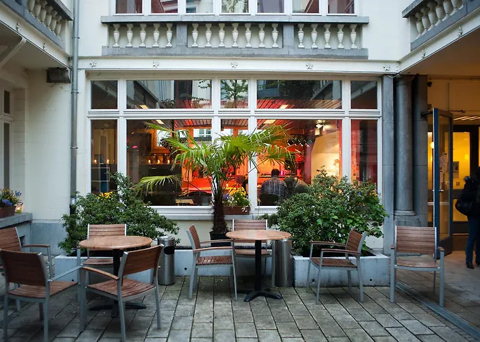 Hi Brussels Jacques Brel Hostel Brussels