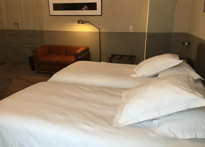 Bed & Breakfast Fish Market