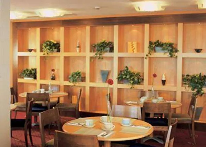 Hotel Nh Collection Centre