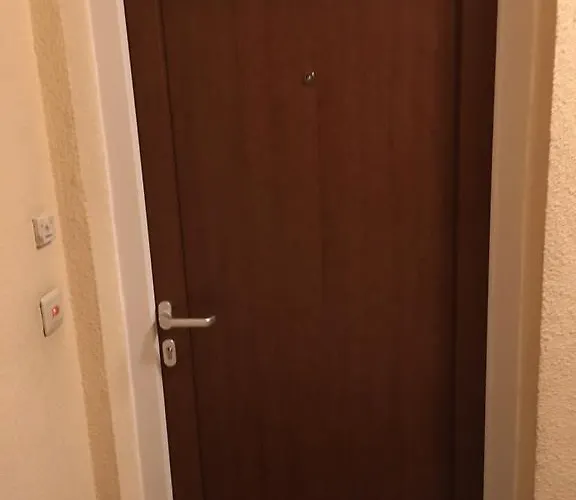 原子塔一卧室公寓 公寓 *