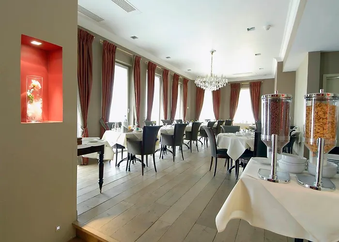 9hotel Sablon Hotel 4*