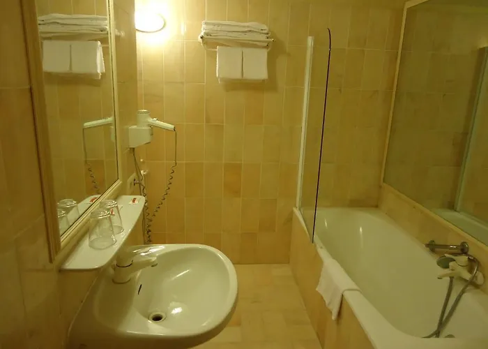 Matignon Ξενοδοχείο 3*