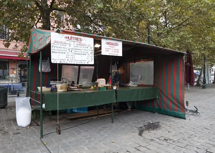 Easyhotel Centre Hotel 3*