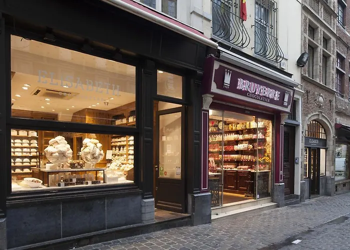 Easyhotel City Centre Hotel 3*