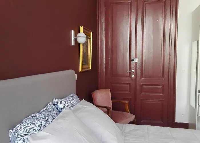 Bed & Breakfast 36 3*