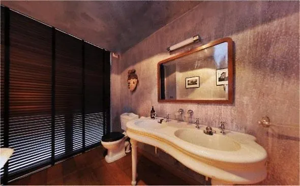 Le Coup De Coeur Bed & Breakfast 3*