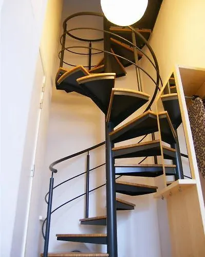 アパートホテル Apartmentsapart 3*