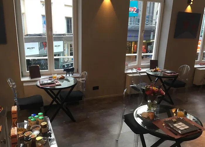 Bed & Breakfast In One