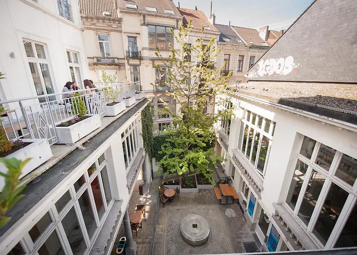Hi Brussels Jacques Brel Hostel Brussels