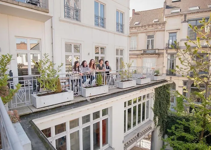 Hostel Hi Brussels Jacques Brel Hostel Brussels