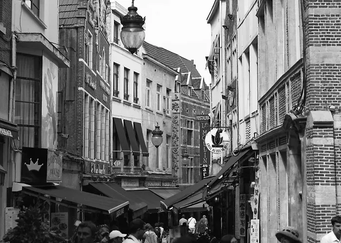 Des Galeries 4* Bruselas