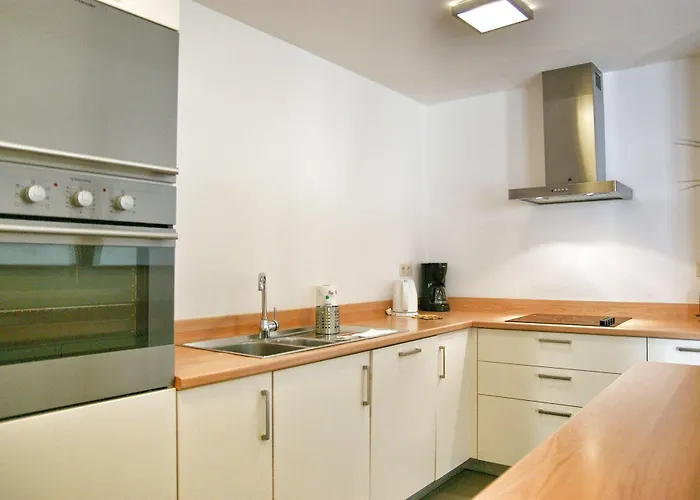 The Opera * בריסל