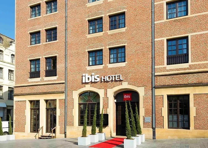 Hotel Ibis Off Grand'place 3*