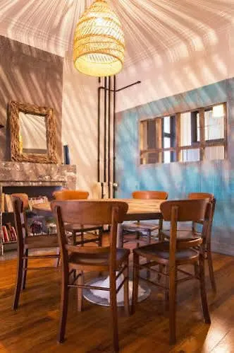 Smartflats - Manneken Pis *