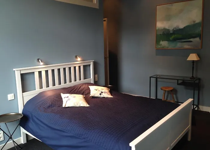 Le Seize Bed & Breakfast