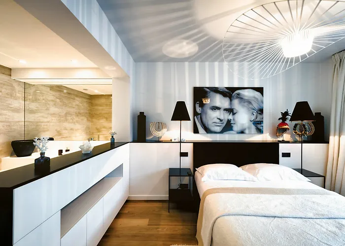 Aparthotel Charles - Grand Place