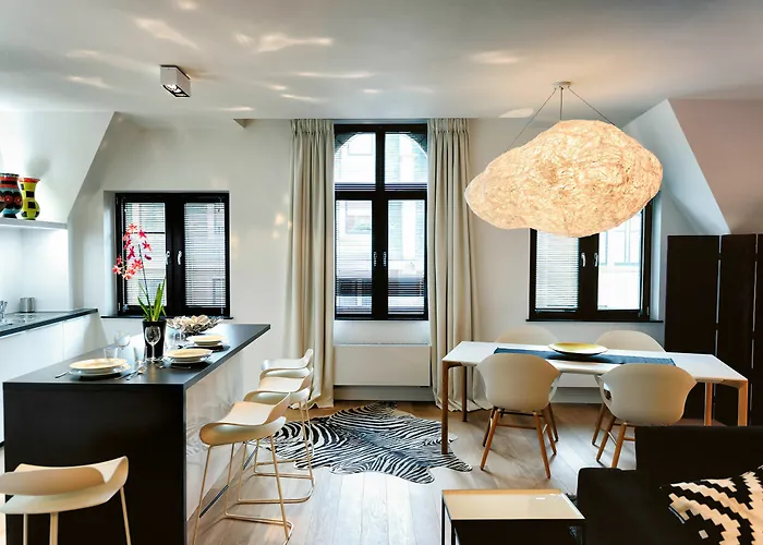 Charles - Grand Place Bruxelles