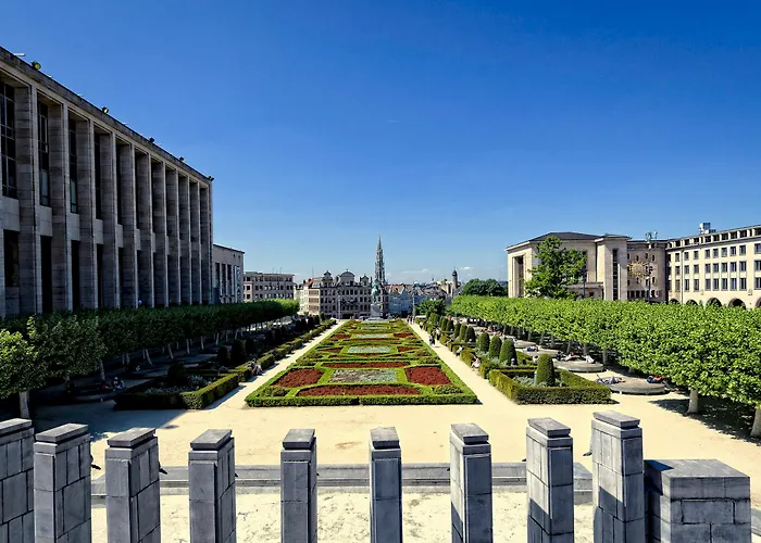 Charles - Grand Place