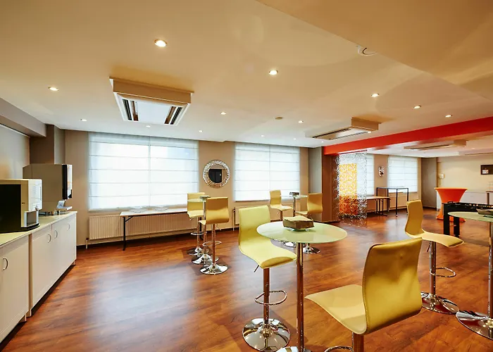 Hotel A&o Centrum 2*