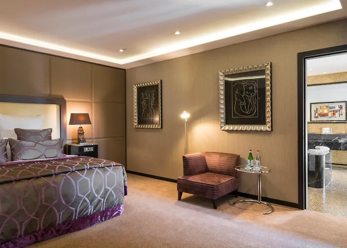 Warwick Grand-place فندق بروكسل