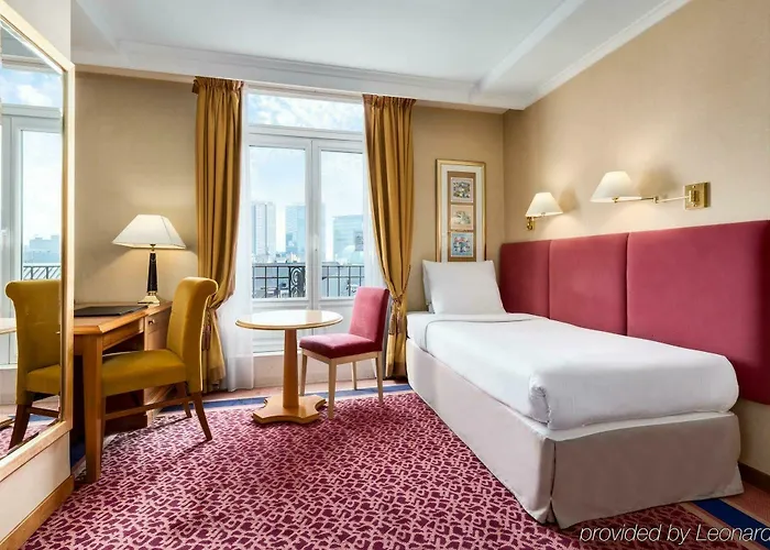 Hotel Nh Collection Centre 4*