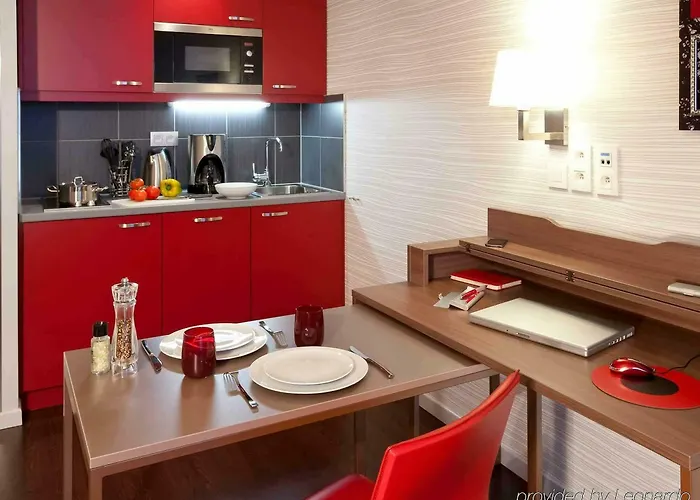 Hotel apartamentowy Adagio Grand Place 3*