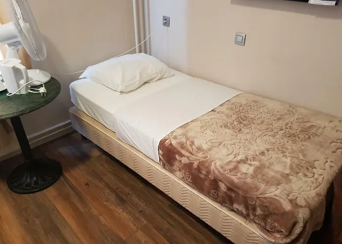 Hotel Queen Mary Brussels