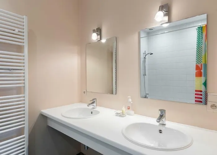 Fantastic Large House Сasa de vacaciones *