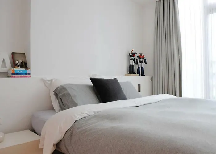 Minimalistic In Premium Location