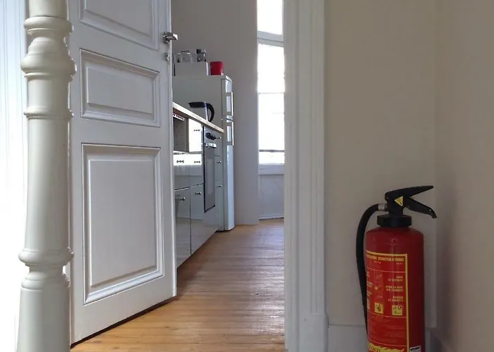 Art Nouveau Floral 公寓