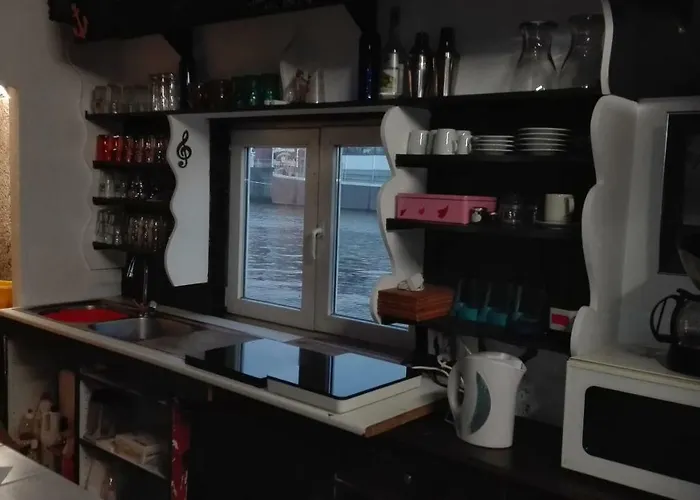 Edouard Boat بوتيل بروكسل