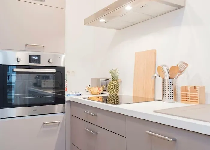 Lägenhet Grand Place, Only 3 Min Walk, 80M Beautiful Apartment *