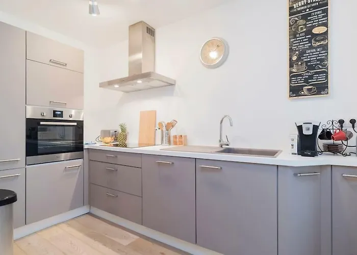 Grand Place, Only 3 Min Walk, 80M Beautiful Apartment Apartamento Bruselas