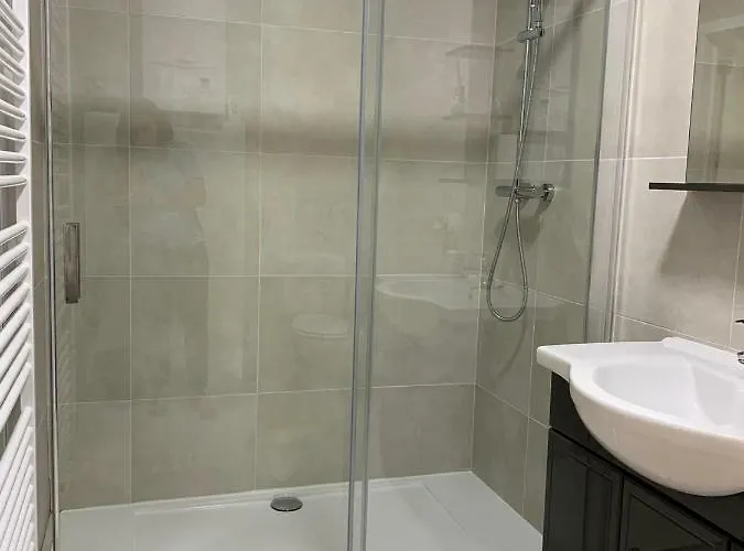 Daire Modern First Floor Brüksel