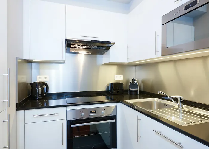 Aparthotel Thon Florence 4*