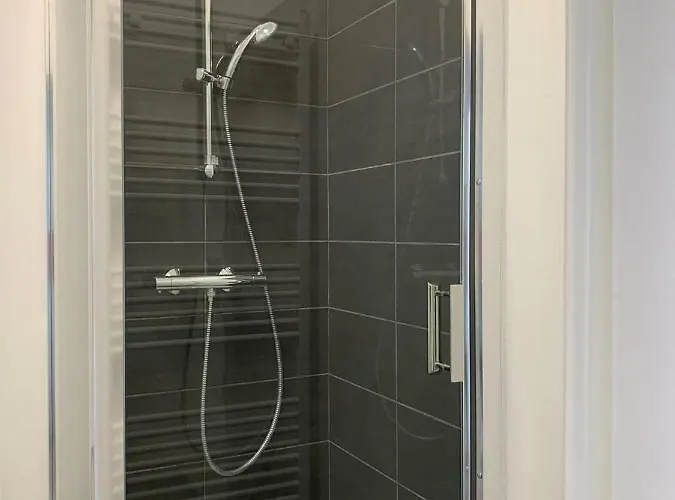 Modern Second Floor Appartement