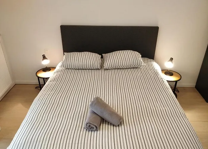 European Institutions Apartamento