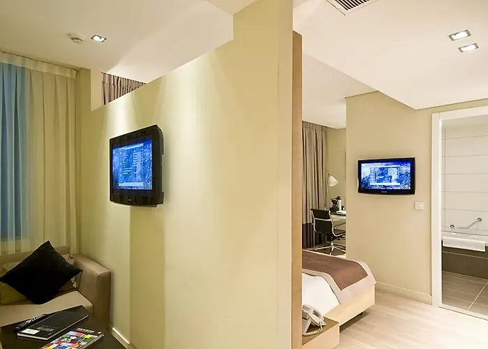 B-aparthotel Grand Place