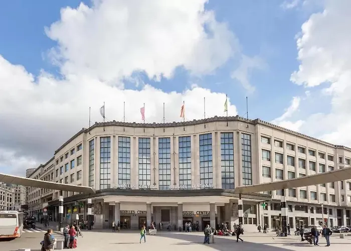 Super Flat Next Grand Place בריסל