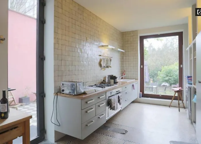 Rez/duplex 3 Ch Et Jardin Apartment *