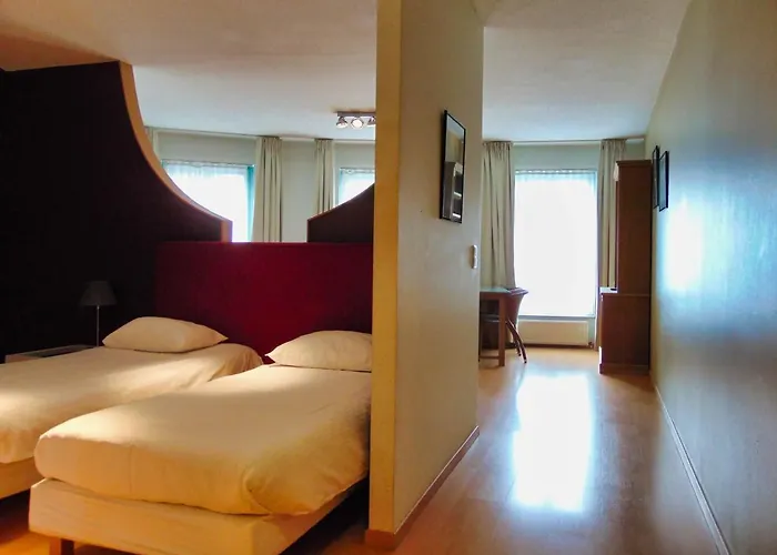 Apart Midi 3* Brussels