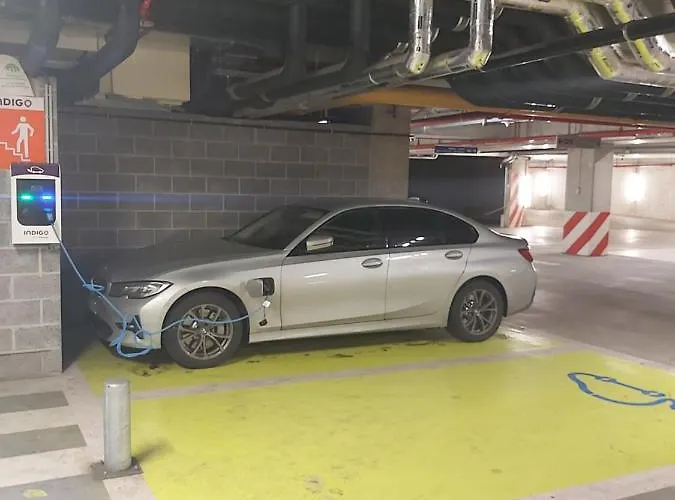 Гостевой дом Romantics Rooms In Brussels Sky Брюссель