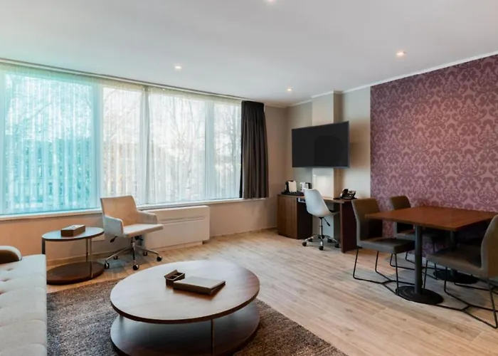 Aparthotel Flat Midi 33 3*