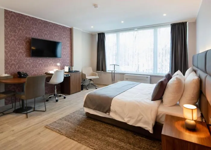 Aparthotel Flat Midi 33 3*