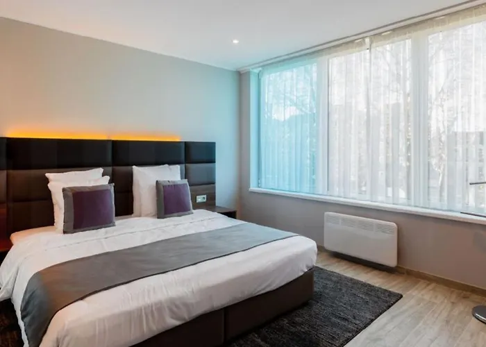 Aparthotel Flat Midi 33 Brussel